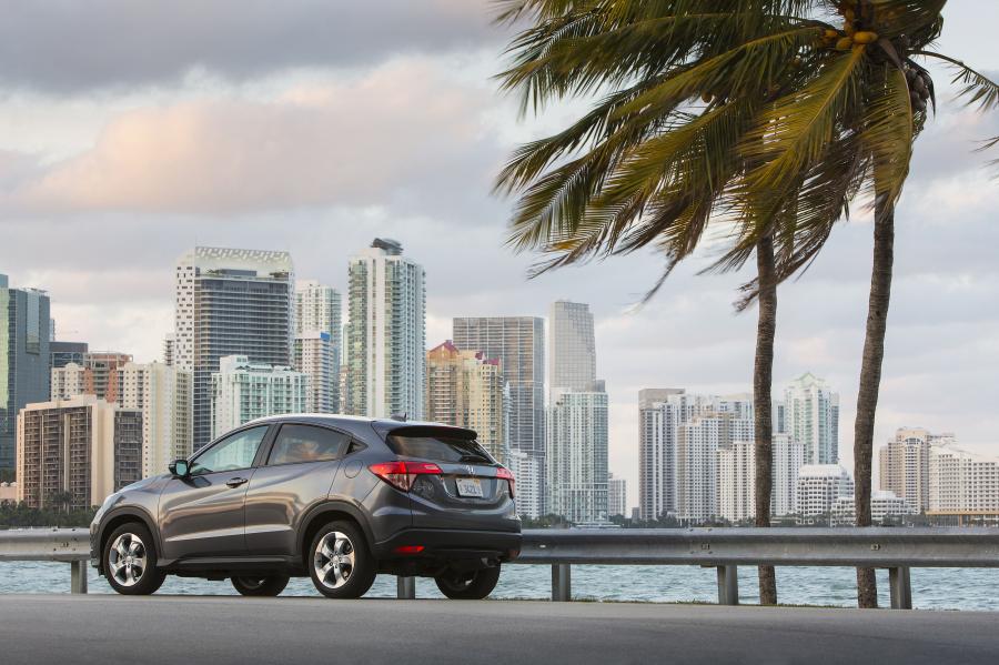  Honda HR-V 2015 года  (US) (фото 46 из 104)